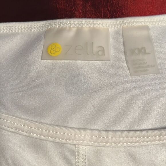 ZELLA workout top XXL. Lightly worn. Eggshell white. - Picture 5 of 9